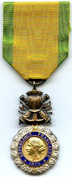 Medaille Militaire 3e Republique France.jpg