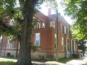 Jasper County Courthouse in Newton.jpg