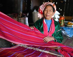 Palaung Woman Kalaw Shan Myanmar.jpg