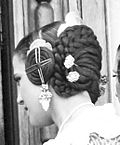 Falleras hairstyle 2008.jpg