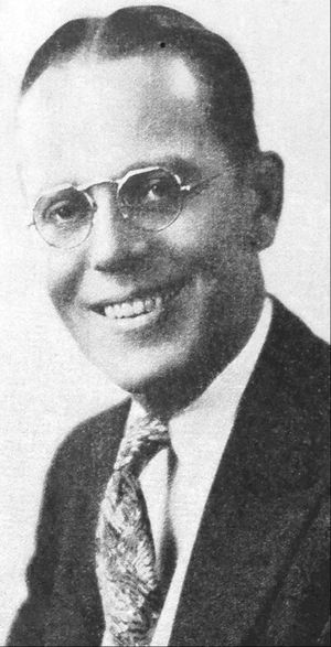 Don Bestor 1932.jpg