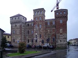 Ozegna Castello 01.jpg