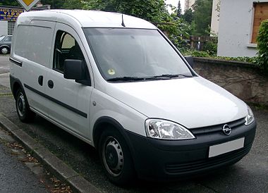 Opel Combo front 20080701.jpg