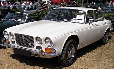 P070 Jaguar XJ.jpg