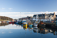 Stornoway Harbour.jpg