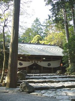 Tsubaki-shrine.jpg