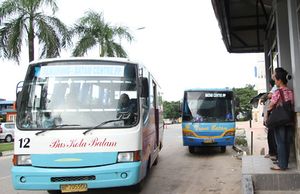 Busway Batam Halte.jpg