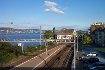 The line at Horgen, showing the proximity of Lake Zurich