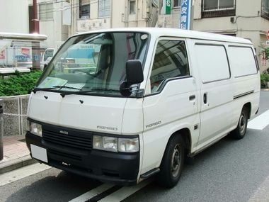 ISUZU FARGO White Van.jpg