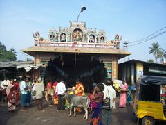 Samayapuram Mariyamman Temple Entrance-1.jpg