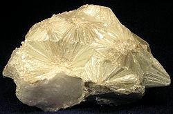 Pyrophyllite-118706.jpg