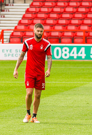 Henri Lansbury 2014.jpg