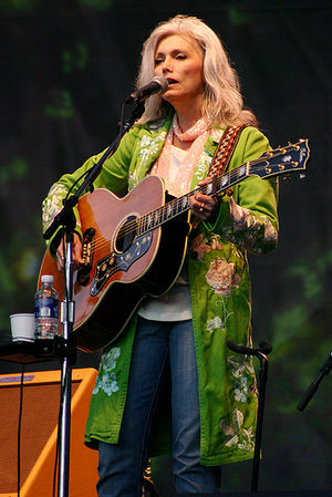 Emmylouharrissf2005.jpg