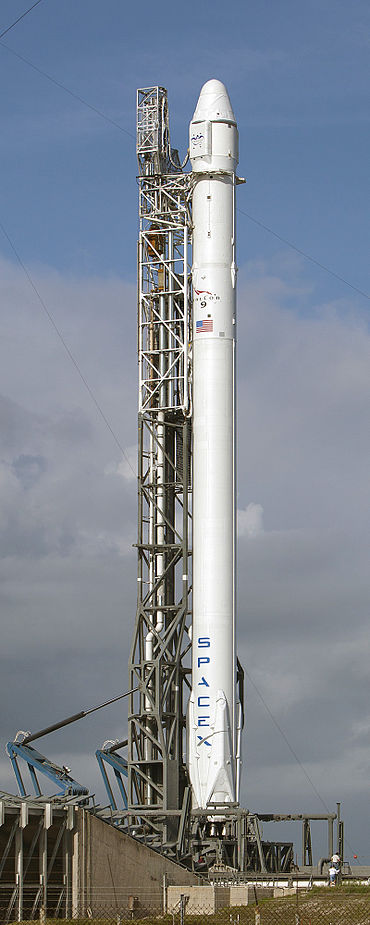 Falcon 9 v1.1.jpg