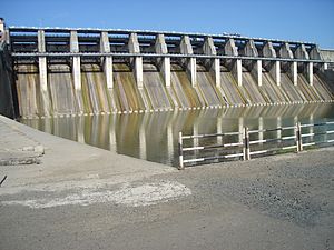 Upper Wardha Dam.jpg