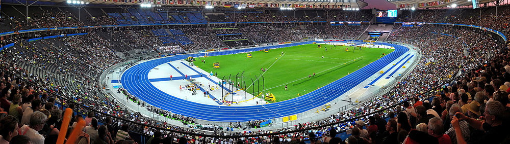 Berliner Olympiastadion night crop.jpg