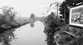 Ill-mich canal.jpg