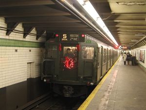 NYC Subway R1 100.jpg