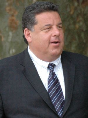 Steve Schirripa 2014 (cropped).jpg