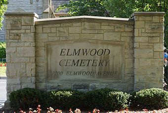 Elmwood sign2.jpg