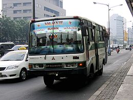 Jakarta bus.jpg