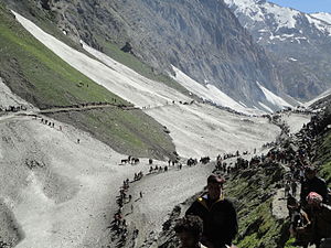 A Picture of pilgrims on route.