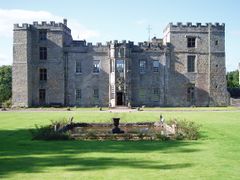 Chillingham Castle.jpg