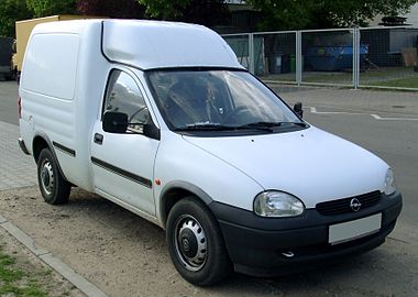 Opel Combo front 20080625.jpg