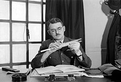 Frank Whittle CH 011867.jpg