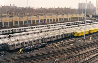 NYCS Concourse yard.jpg