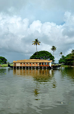 Houseboat at Kumarakom lake