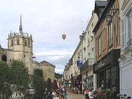 Amboise, street near the castle