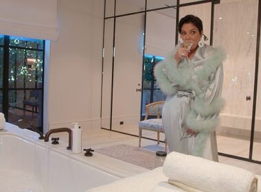 Kris Jenner Bathroom