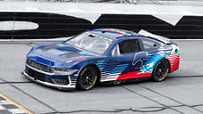 Ford показал гоночный Mustang Dark Horse для NASCAR