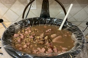 Crockpot Black Eyed Peas for Luck