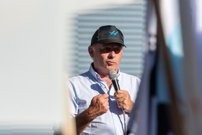 Álvaro Delgado, durante un acto en Colonia (archivo, abril de 2024). · Foto: Ignacio Dotti