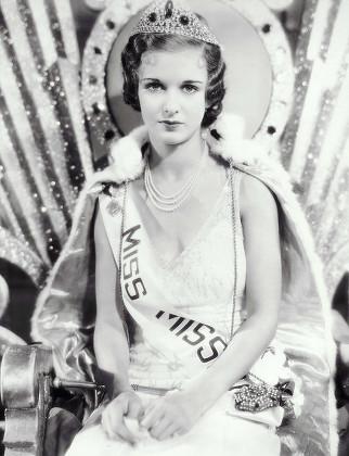 Joan Bennett in She Wanted a Millionaire (1932)