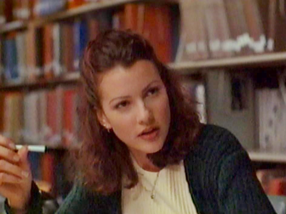 Leslie Horan in Widow's Kiss (1996)