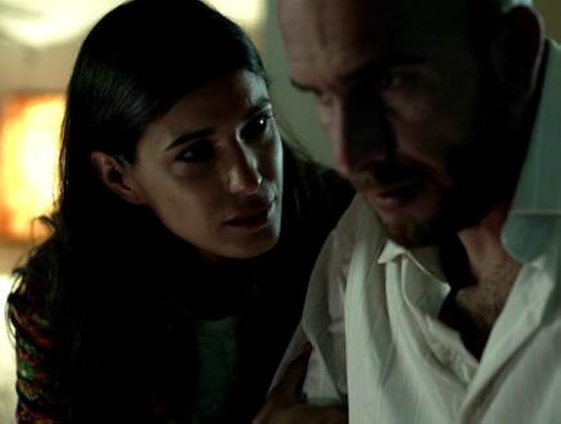 Assi Cohen and Hadar Ratzon Rotem in Prisoners of War (2009)