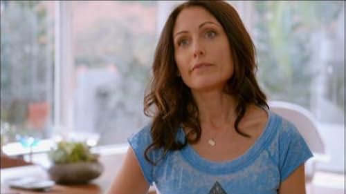 Trailer for Girlfriends' Guide To Divorce