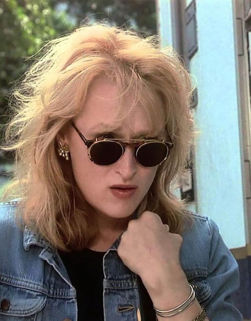 Meryl Streep in Postcards from the Edge (1990)