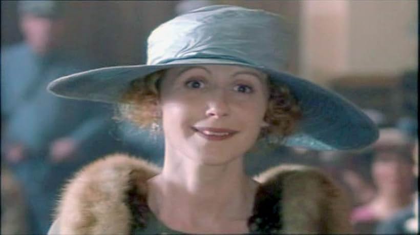 Marie Piton in Landru (2005)