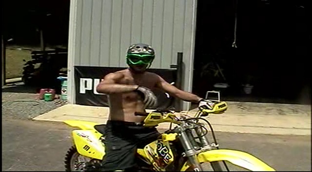 Travis and the Nitro Circus 2 (2004)