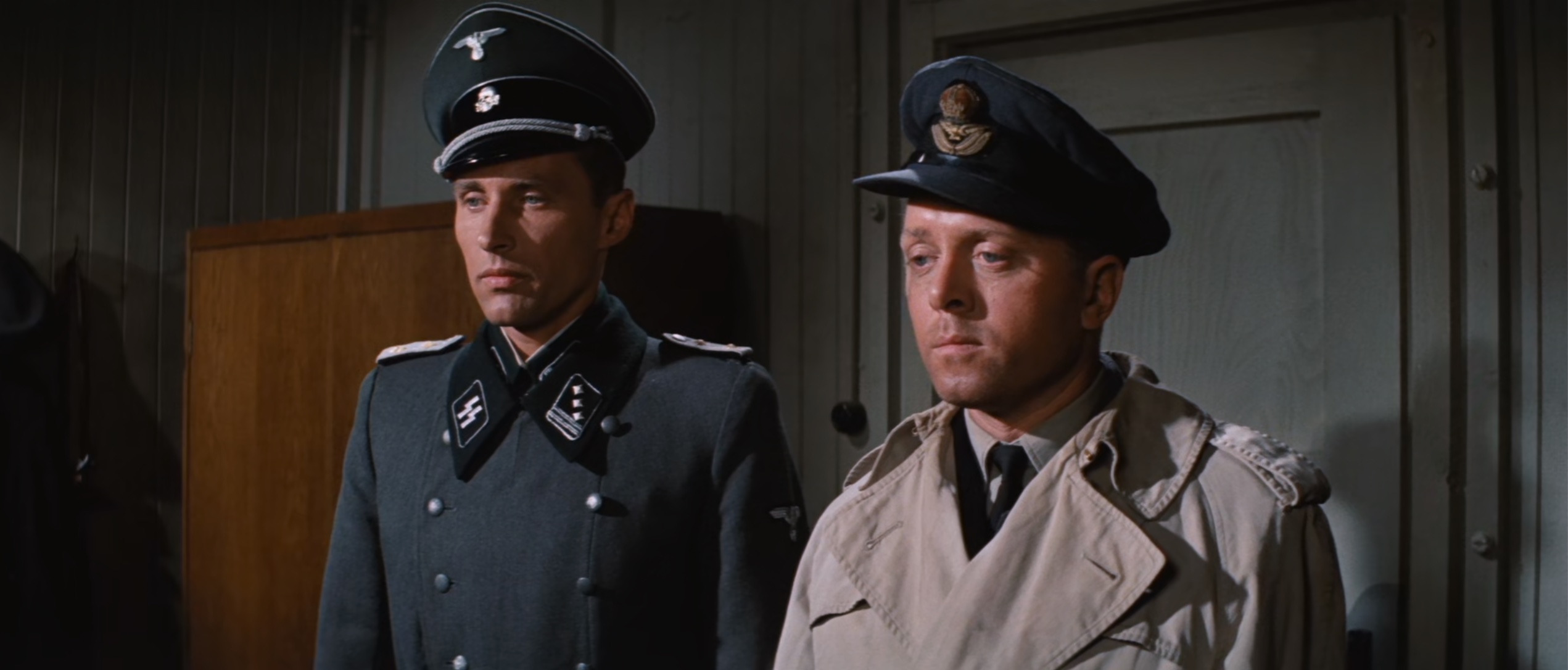 Richard Attenborough and George Mikell in The Great Escape (1963)