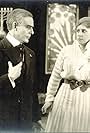 Ebba Thomsen and Robert Schyberg in Naar Hjertet sælges (1917)