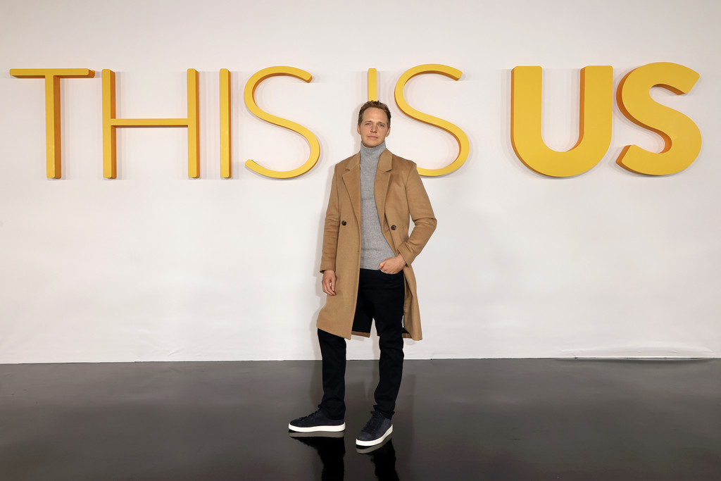 Chris Geere attends NBC's "This Is Us" Season 6 red carpet at Paramount Pictures Studios