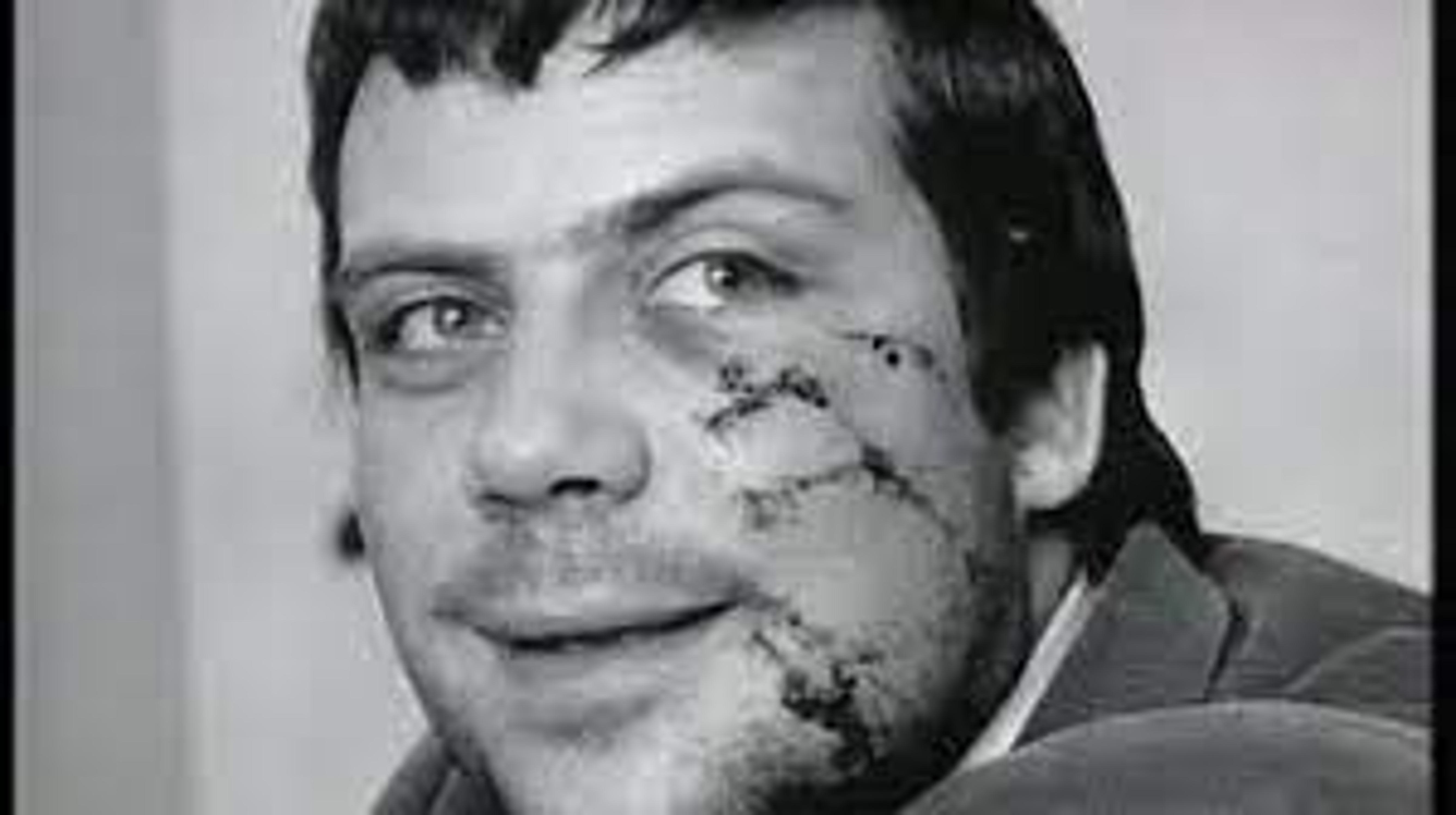 Oliver Reed in The Real... (1998)