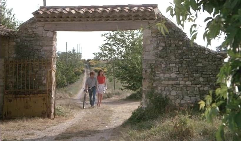 Isabelle Adjani and Alain Souchon in One Deadly Summer (1983)