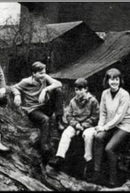 Peter Hempson, John Pike, Gerald Rowland, Dennis Waterman, and Patricia Wilson in The Barnstormers (1964)