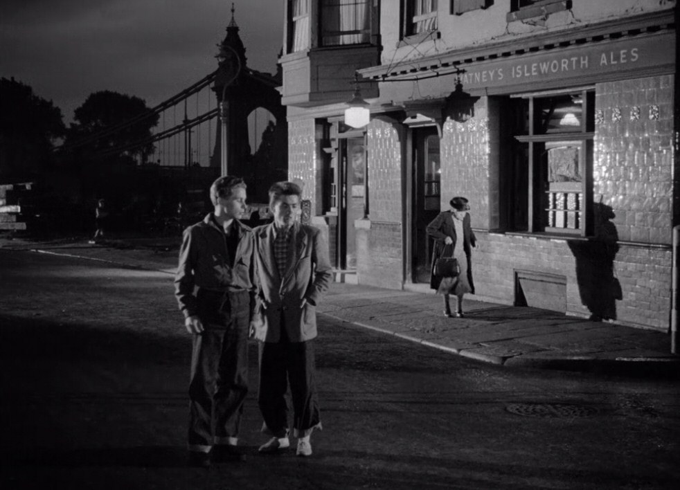 James Kenney and Ian Whittaker in The Slasher (1953)